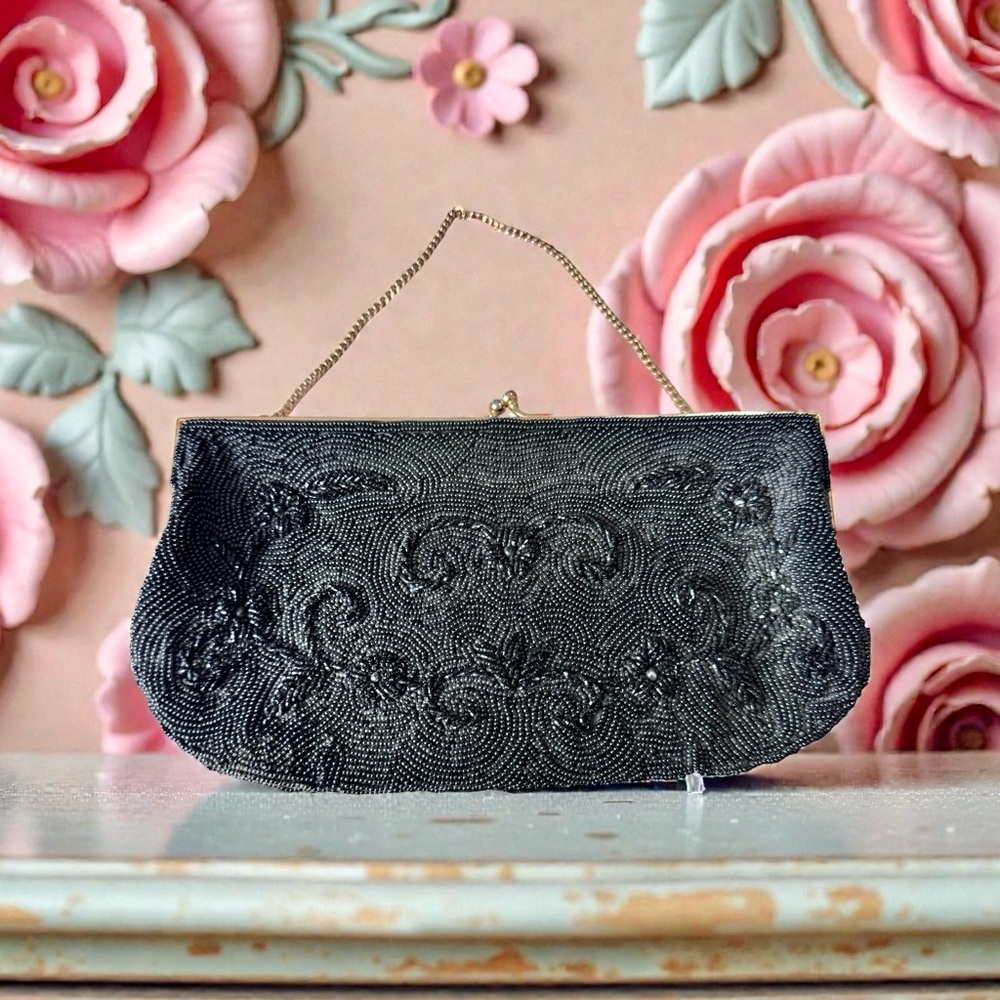 Chic Vintage Handbeaded Black Beaded Evening Clutch